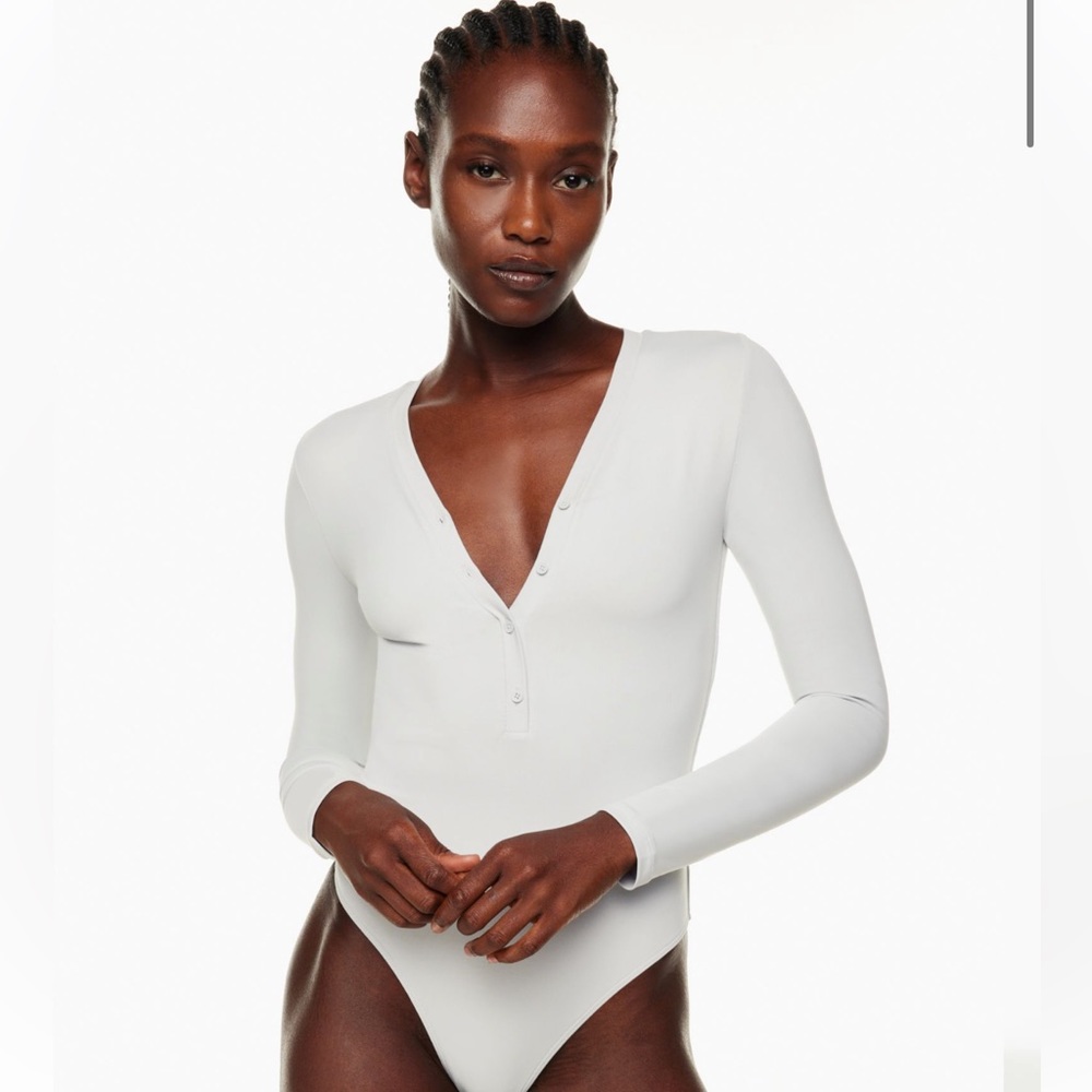 Babaton Contour Henley Bodysuit